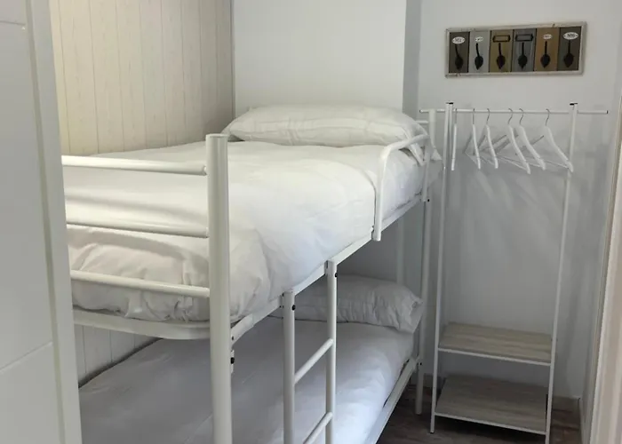 Place 6 Personas * 塞拉内华达